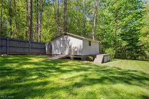 18976 Thorpe Rd, Chagrin Falls, OH 44023 - Photo 42