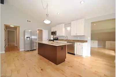 7101 Ivy Court, Mentor, OH 44095 - Photo 6