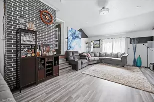 501 Hamilton Ave NE, Canton, OH 44704 - Photo 12