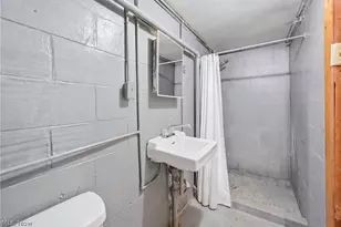 501 Hamilton Ave NE, Canton, OH 44704 - Photo 26