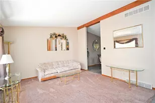 3608 Meander Reserve Cir, Canfield, OH 44406 - Photo 6