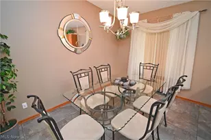 3608 Meander Reserve Cir, Canfield, OH 44406 - Photo 10