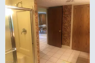 8135 Thackeray Court, Grandview Heights, OH 44147 - Photo 34