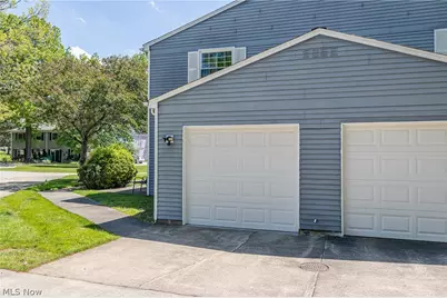 13748 Oakbrook Drive #13748, North Royalton, OH 44133 - Photo 22