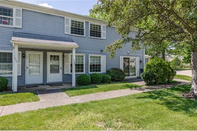 13748 Oakbrook Drive #13748, North Royalton, OH 44133 - Photo 1