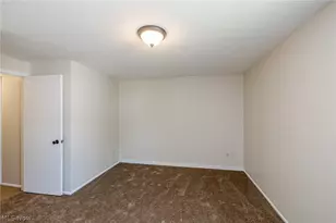 13748 Oakbrook Dr, North Royalton, OH 44133 - Photo 18