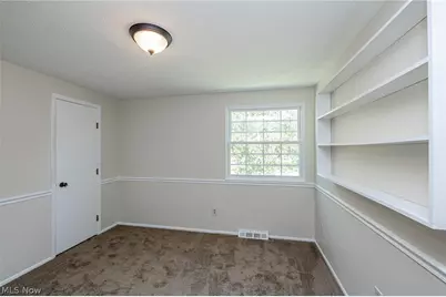 13748 Oakbrook Drive #13748, North Royalton, OH 44133 - Photo 14
