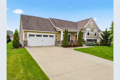 5858 NE Birmingham Street, Canton, OH 44721 - Photo 2
