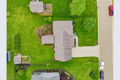 5858 NE Birmingham Street, Canton, OH 44721 - Photo 32