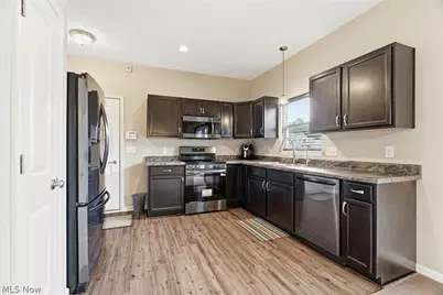 5858 NE Birmingham Street, Canton, OH 44721 - Photo 14