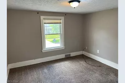 481 N Firestone Boulevard, Akron, OH 44301 - Photo 10