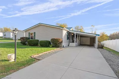1005 Overlook Drive SW, Canton, OH 44706 - Photo 1