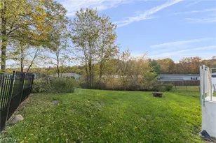 1005 Overlook Dr SW, Canton, OH 44706 - Photo 8