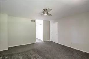 100 Silver Valley Blvd, Munroe Falls, OH 44262 - Photo 24