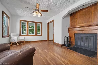 326 S Firestone Boulevard, Akron, OH 44301 - Photo 6
