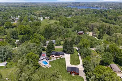 408 Center Road, New Franklin, OH 44319 - Photo 8