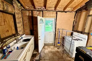2149 Henry Ave SW, Canton, OH 44706 - Photo 8