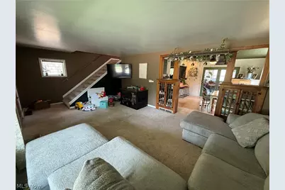 1033 Eastport Avenue, Uhrichsville, OH 44683 - Photo 6