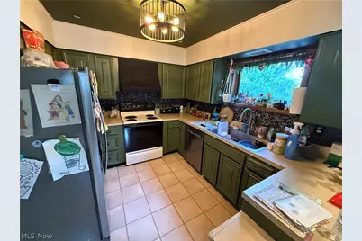 1033 Eastport Avenue, Uhrichsville, OH 44683 - Photo 12
