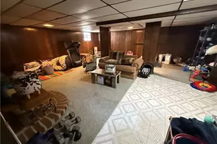 1033 Eastport Ave, Uhrichsville, OH 44683 - Photo 18
