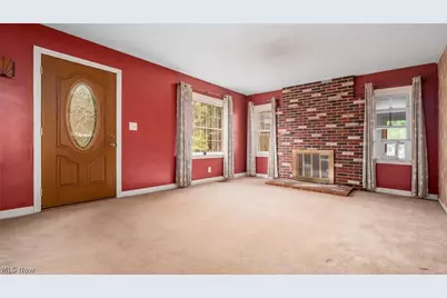 2067 Norwood Boulevard, Zanesville, OH 43701 - Photo 6