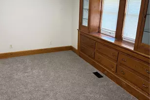 664 Noah Ave, Akron, OH 44320 - Photo 8