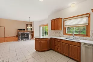 8428 Evergreen Dr, Northfield, OH 44067 - Photo 12