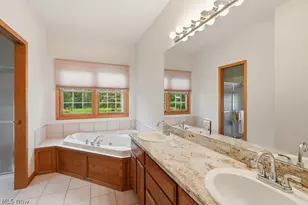 8428 Evergreen Dr, Northfield, OH 44067 - Photo 28