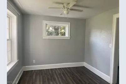 140 South Street NW, Navarre, OH 44662 - Photo 8