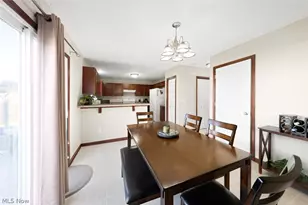 4642 Crossing Trail, Lorain, OH 44053 - Photo 8