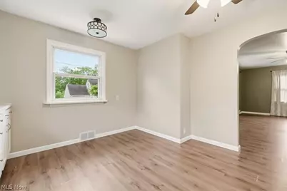 752 Ellis Avenue, Ashland, OH 44805 - Photo 8