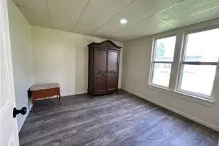 1317 Plum St, Steubenville, OH 43952 - Photo 2