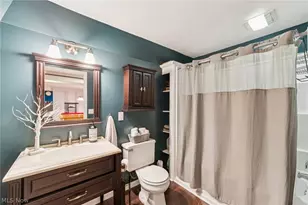 1235 Cherokee Path, Vermilion, OH 44089 - Photo 40