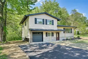 6967 Tamarack Dr, Hubbard, OH 44425 - Photo 2