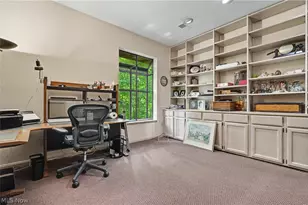 2214 Stone Creek Trail, Cuyahoga Falls, OH 44223 - Photo 20