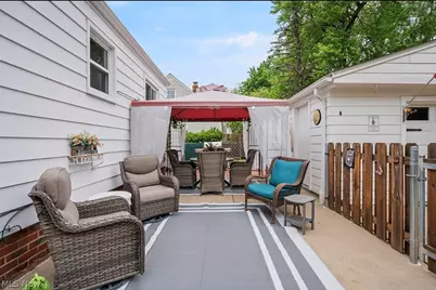 977 Learidge Road, Lyndhurst, OH 44124 - Photo 34