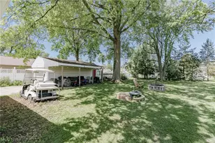 5363 Summit Rd, Lyndhurst, OH 44124 - Photo 22