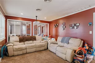 5363 Summit Rd, Lyndhurst, OH 44124 - Photo 10