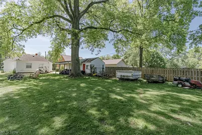 5363 Summit Road, Lyndhurst, OH 44124 - Photo 24