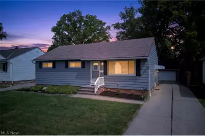 30121 Vineyard Road, Willowick, OH 44095 - Photo 1