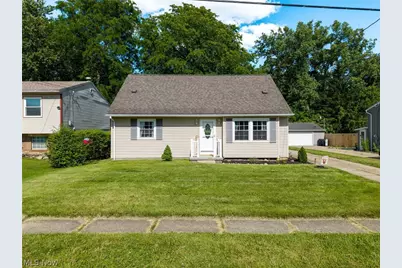 2525 Kingsport Way, Akron, OH 44314 - Photo 2