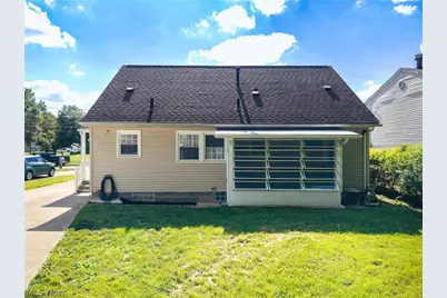 2525 Kingsport Way, Akron, OH 44314 - Photo 6