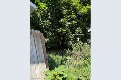 1020 Bedford Avenue SW, Canton, OH 44710 - Photo 20