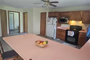 14816 Rock Creek Rd, Chardon, OH 44024 - Photo 6