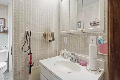 472 Gray Street, Zanesville, OH 43701 - Photo 10