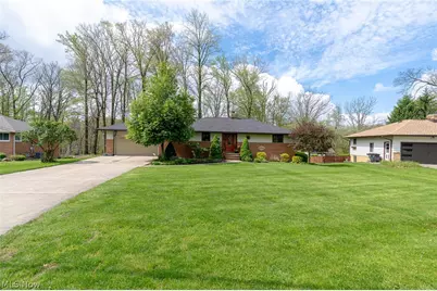 4064 Diana Drive, Grandview Heights, OH 44147 - Photo 2
