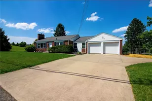 10381 Portage St NW, Canal Fulton, OH 44614 - Photo 2