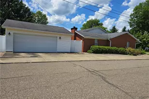 206 E 5th St, Williamstown, WV 26187 - Photo 30
