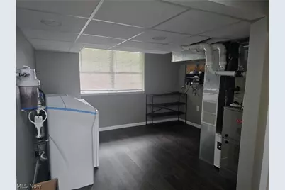 206 E 5th Street, Williamstown, WV 26187 - Photo 22