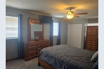 206 E 5th Street, Williamstown, WV 26187 - Photo 4